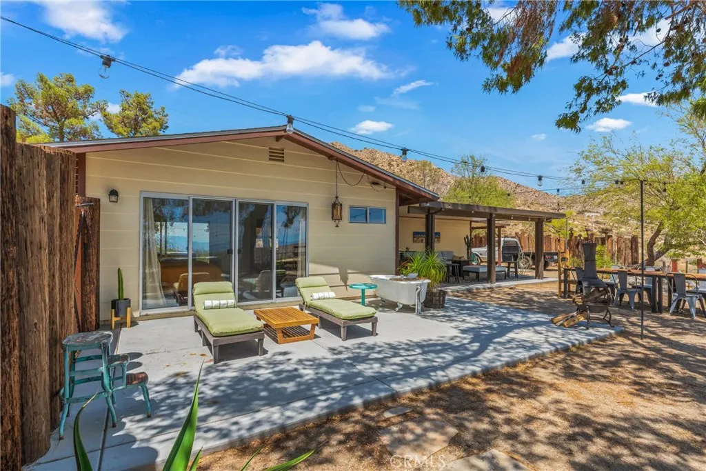 49121 Cedar Drive, Morongo Valley, California 92256 home-pic-15